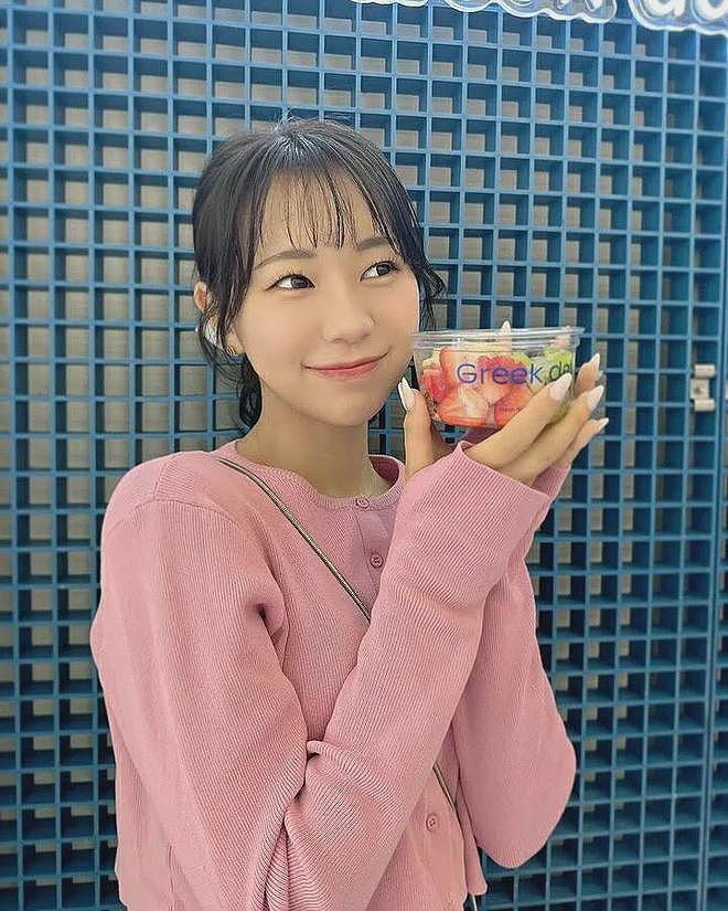 【美女】女艺人，长相甜美身材曼妙，肤白女友邀你打篮球你去不去（组图） - 9
