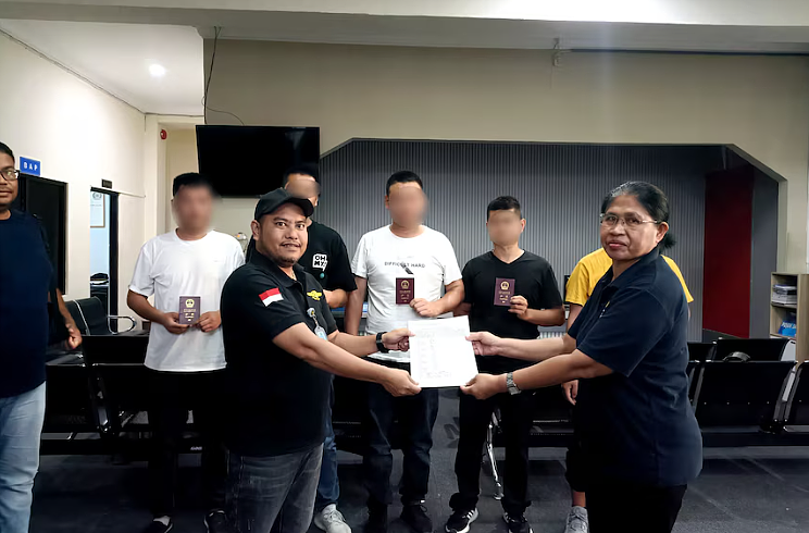 “每人6万,包到澳洲” 华人专供偷渡路线被截断,有人上岸后傻眼(组图) - 8