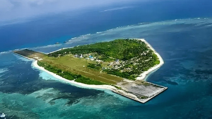 南海冲突再起！菲政府飞机闯黄岩岛遭夹击（组图） - 1