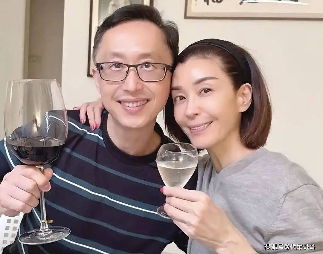她21岁嫁52岁富豪，结婚13天老公离世，打10年官司（组图） - 12