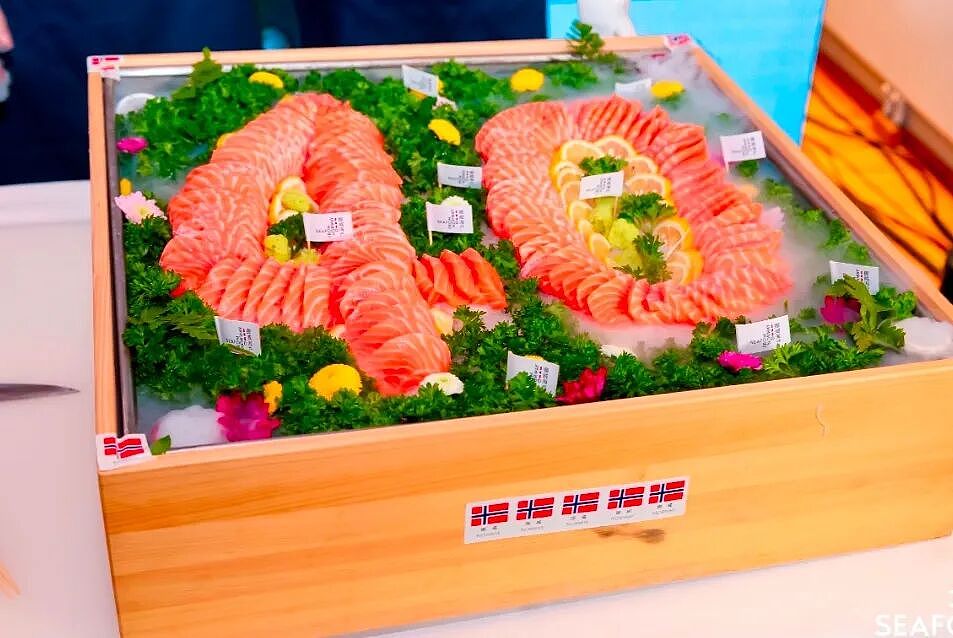 19.9元管饱的三文鱼，高端人设彻底崩了（组图） - 7