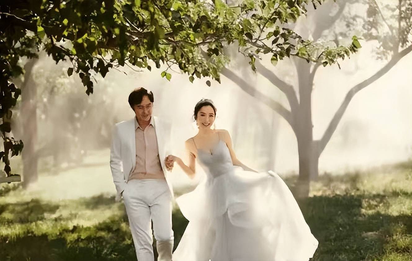 著名反派演员冯雷隐婚8年，和演员何昊阳育有一女（组图） - 6
