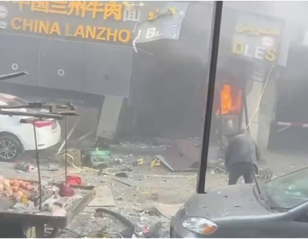 IS在中餐馆发动炸弹袭击，已致7死13伤！IS宣称，将中国公民作为攻击目标（组图） - 2