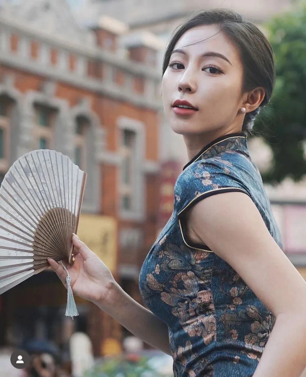 【美女】神似张钧宁，大秀凹凸身材，网友：零死角美女（组图） - 2