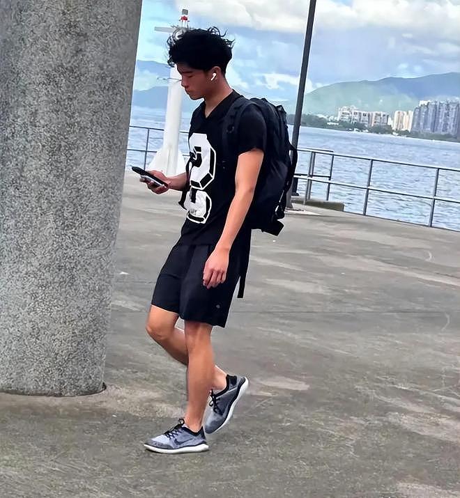 张柏芝一家送Lucas去澳洲！小Q个子比大哥还猛，小儿子大长腿抢镜（组图） - 41