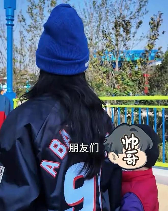 张柏芝一家送Lucas去澳洲！小Q个子比大哥还猛，小儿子大长腿抢镜（组图） - 2
