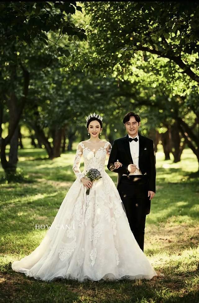 戏里结了九次婚，终于33岁来了一次真的，老公大她9岁演技也超好（组图） - 8
