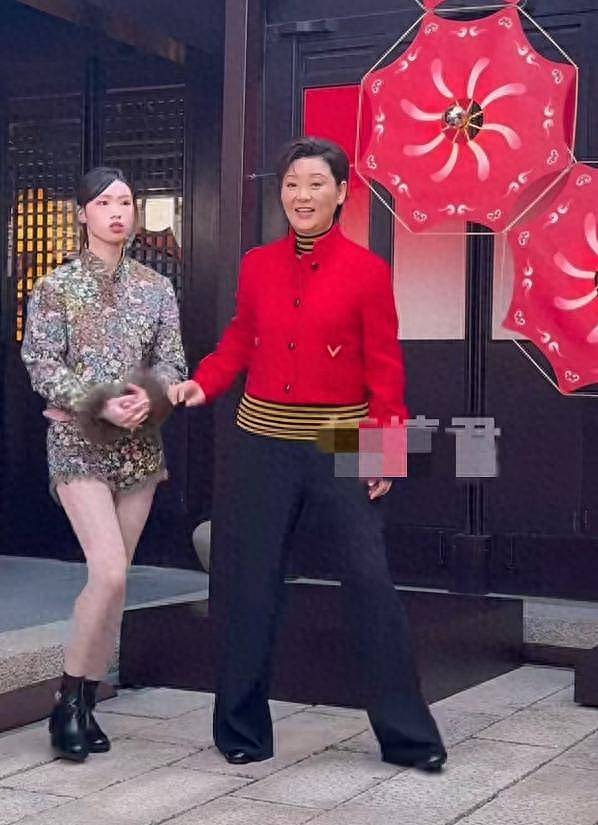 冯小刚是否和徐帆离婚?被曝清空与徐帆微博(组图) - 5