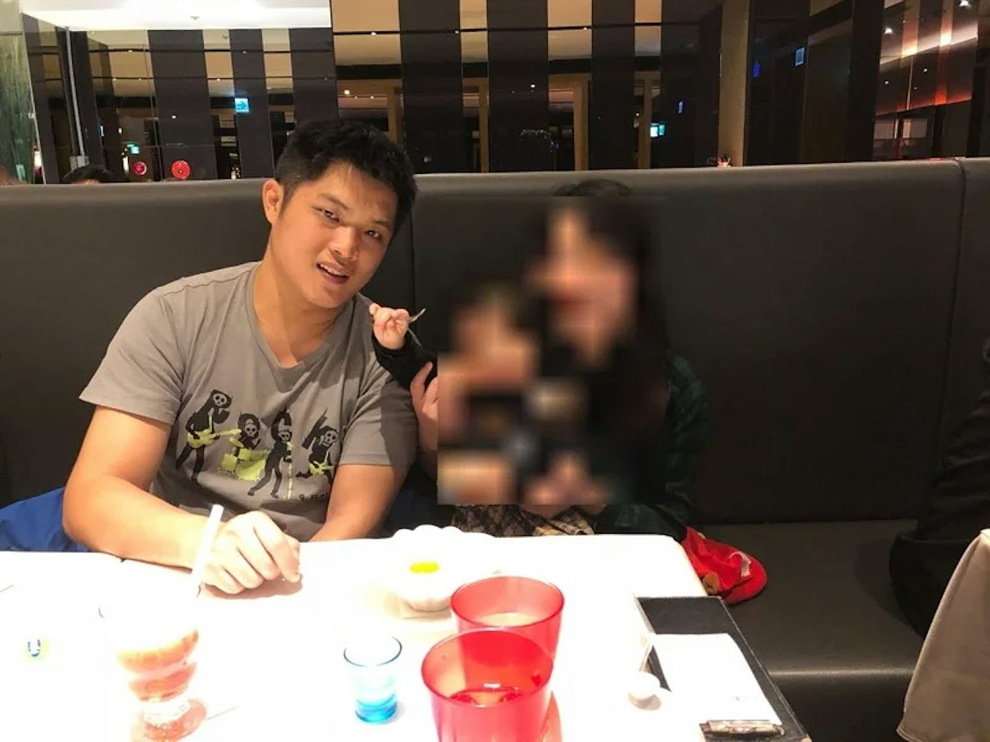 基隆恶火2死4伤！41岁消防小队长3入火场脱氧气面罩给受困女殉职（组图） - 13
