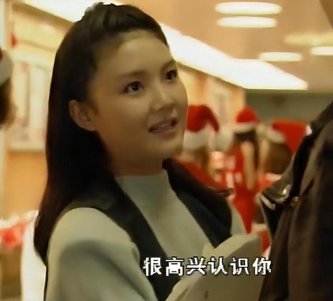 她11岁被导演看中，与名导同居多年被抛弃，童星出身却无人问津（组图） - 12