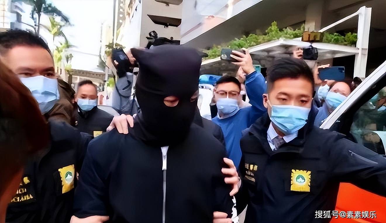 洗米华大女儿硕士毕业,洗米嫂戴钻戒出镜(组图) - 10