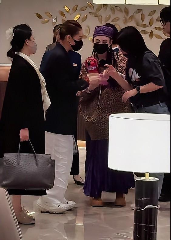 张柏芝一家送Lucas去澳洲！小Q个子比大哥还猛，小儿子大长腿抢镜（组图） - 10