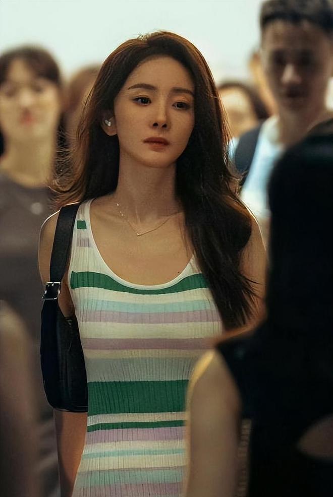 杨幂回应与张艺谋合作:多少年前许下的愿望,梦想照进现实的感觉(组图) - 3