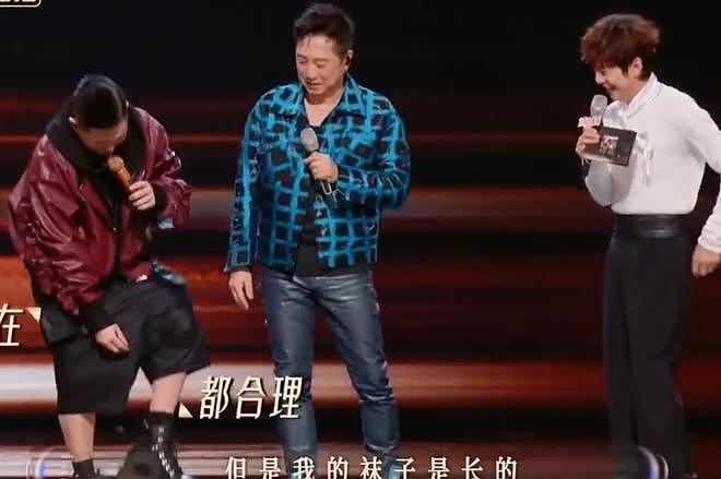 欧阳靖在零下的长沙穿短裤，何炅：他不知道长沙现在不穿短裤了？（组图） - 2