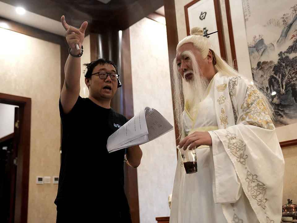 “五天拍完，一天回本”：探秘中国短剧心脏，西安郑州的爆款流水线（组图） - 3