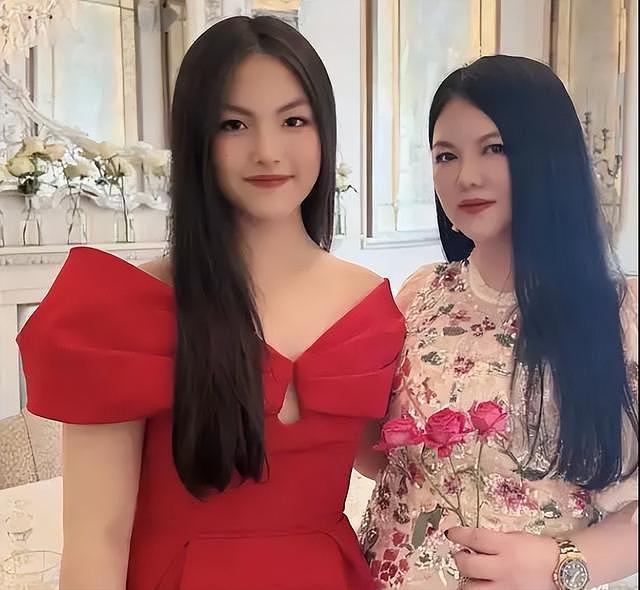 李湘风波再升级！官方下场，网友呼吁封杀，3大原因，事关赵薇（组图） - 27