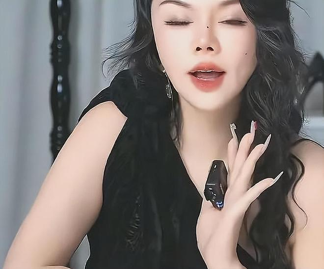 “性商教母”周媛被封才多久,过往被扒,天价线上课只是冰山一角(组图) - 15
