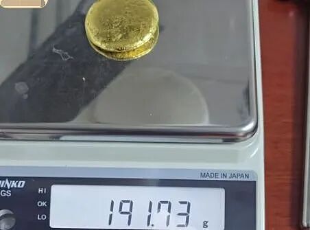 2吨电话卡炼出191克黄金,价值超20万元!当事人揭秘“炼金术”:只赚了10克金,普通人做不了这个事(组图) - 1