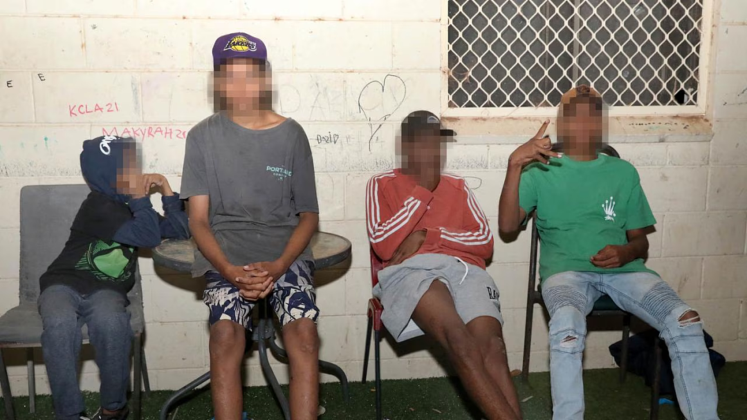 小学没毕业,已带头疯狂作案150起!德国警察被11岁“魔丸兄弟”整不会了(组图) - 11