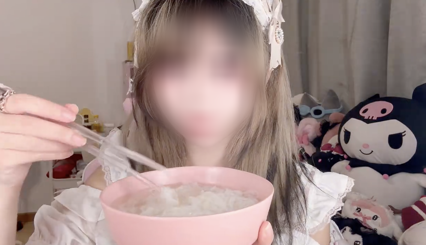 央视曝光！不少未成年人正与“梦角哥”“恋爱”（组图） - 2