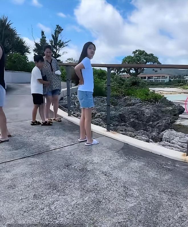 大S两个孩子回北京过年，小杨阿姨晒飞机照片，汪小菲和孩子团聚（组图） - 9