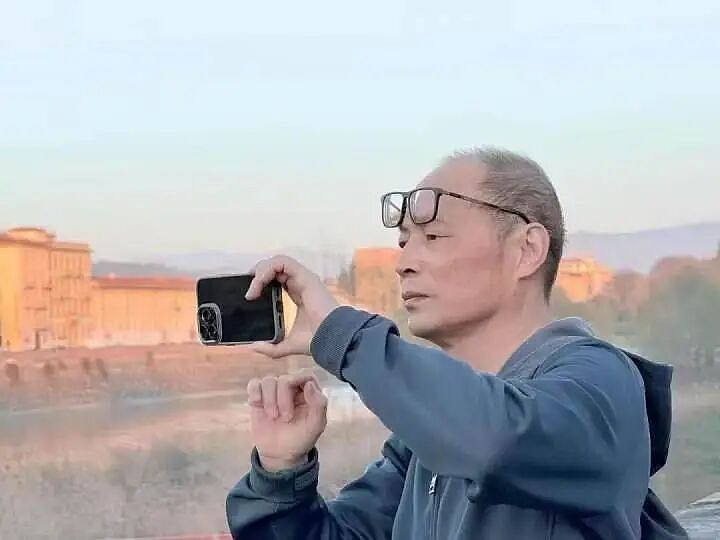 钱江电视台首任台长白智勇辞世，享年66岁！曾以25岁出任省电台副台长驰名业界（图） - 1