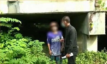 泰国3男童放火烧流浪汉，全程拍片当战利品，年纪最小才9岁（组图） - 1