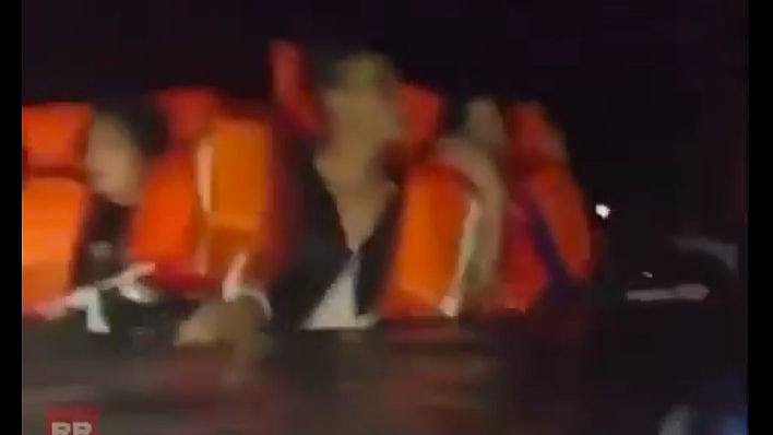 15人遇难！菲律宾载350人渡轮疑“技术”原因致沉没，中使馆：尚无法确认国籍信息（视频/组图） - 2