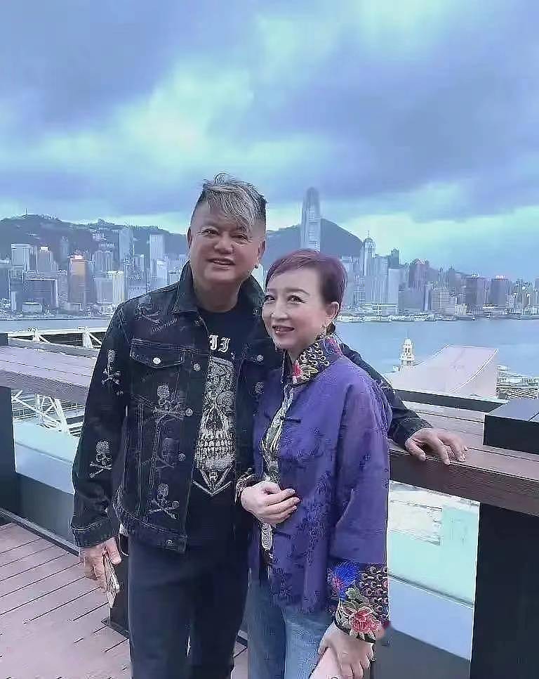陈百祥黄杏秀结婚47年，透露丁克原因，妻子早年因患病无法生育（组图） - 7