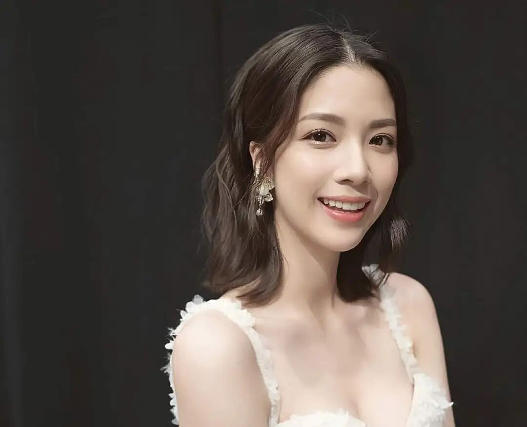 TVB女星成功上位！和混血型男谈恋爱，为事业不敢公开恋情（组图） - 17