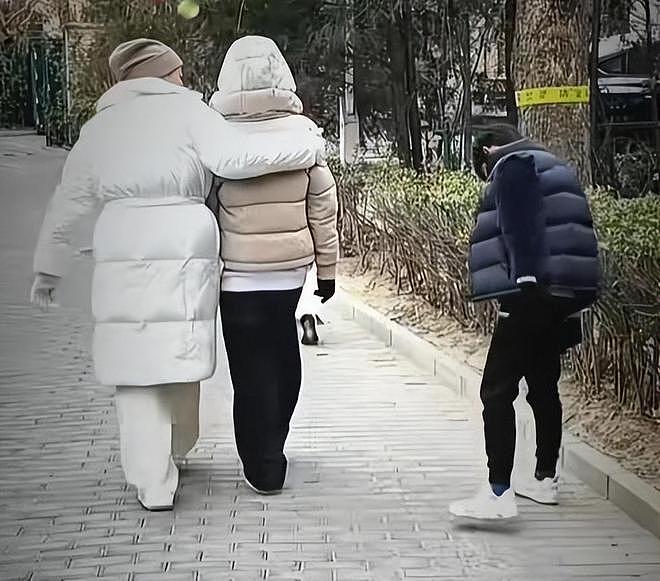 大S两个孩子回北京过年，小杨阿姨晒飞机照片，汪小菲和孩子团聚（组图） - 15