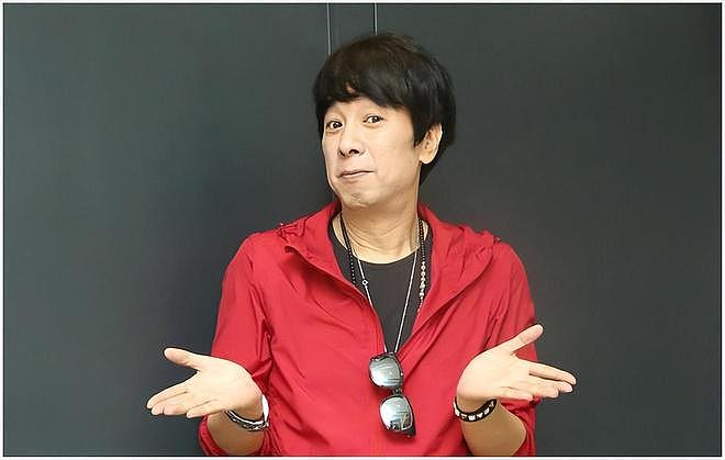 曹西平告别葬礼举行，灵堂布置很温馨，小S送花篮哀悼（组图） - 1