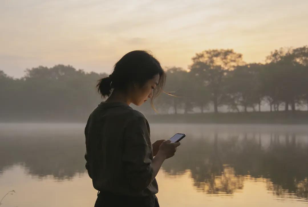 “性商教母”吸引不了男人,只能割女人韭菜(组图) - 1
