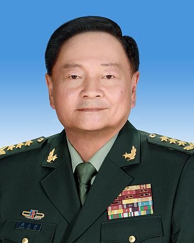 解放军报:身份没有豁免权,功劳不是抵罪券(组图) - 3