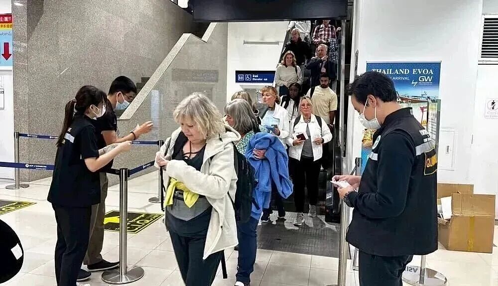 这国暴发人传人病毒,死亡率高达75%!已近百人隔离!多国加强入境管控(组图) - 6