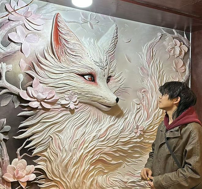 全网围观，两个00后“刮腻子”一年营收100多万！没上过大学，他们的梦想是“画遍全球”（视频/组图） - 1