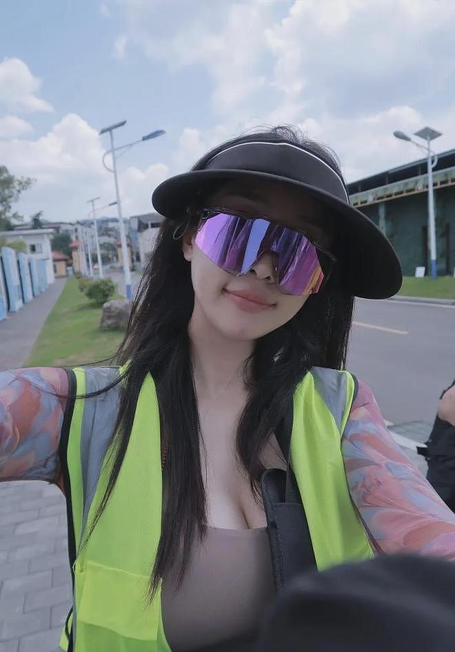 【美女】最美女子击剑运动员冠军，长相靓丽，腰身纤细，丰满身材，太完美（组图） - 11