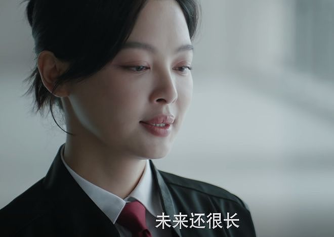 《女神蒙上眼》出圈理由:辛芷蕾的演技,郑希怡的衣品(组图) - 4
