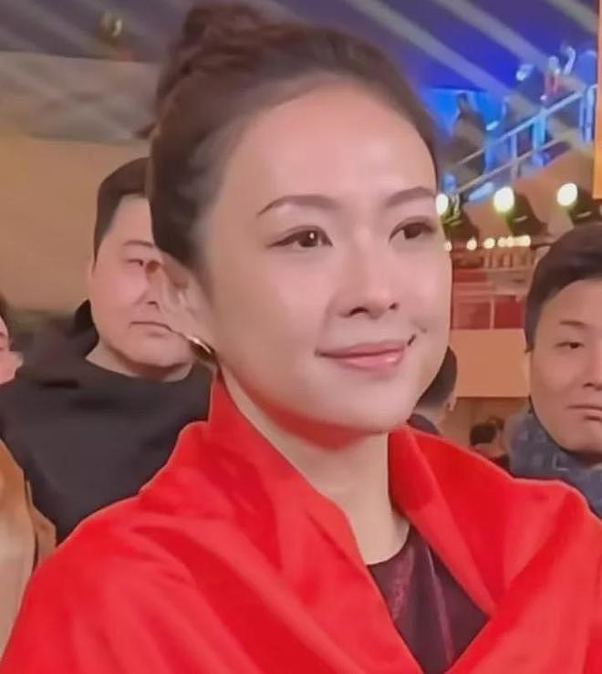 文联春晚录制现场好真实！大咖太多没人惯着，明星边排队边补妆（组图） - 8