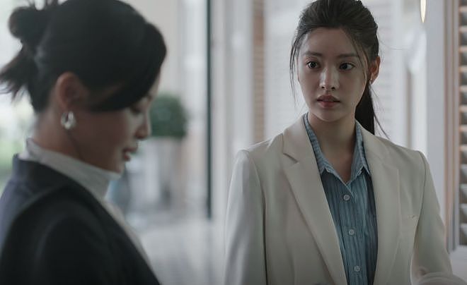 《女神蒙上眼》出圈理由:辛芷蕾的演技,郑希怡的衣品(组图) - 13