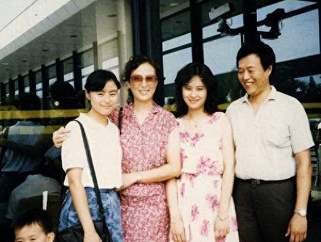 原来她是邬君梅的妈妈！曾是上海富家千金（组图） - 13