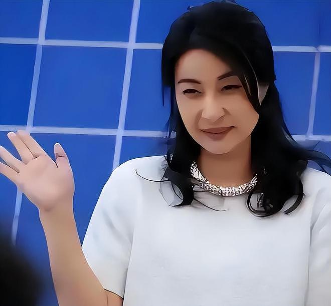 远离造神陷阱！郭晶晶的翻车，给所有被“捧上神坛”的人提了个醒（组图） - 9