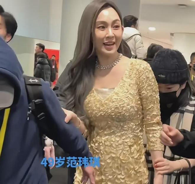 文联春晚录制现场好真实！大咖太多没人惯着，明星边排队边补妆（组图） - 20
