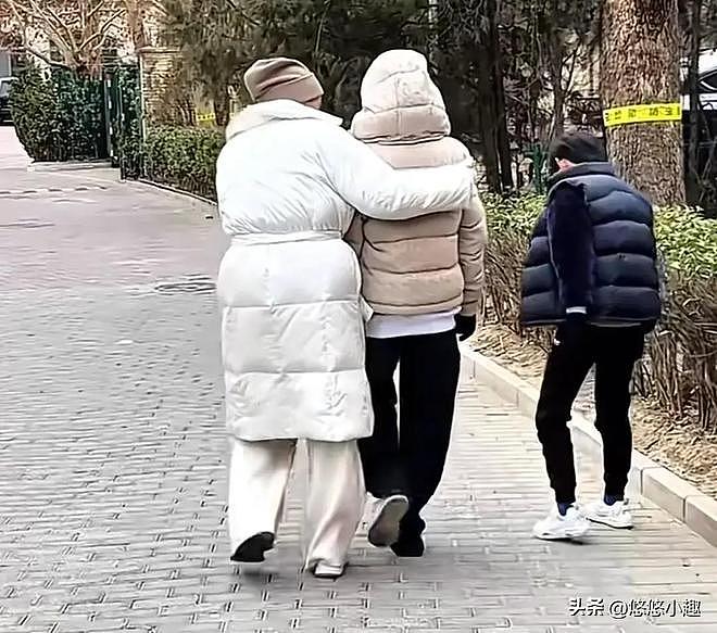 大S一对子女回北京过年!小箖儿露正脸太像汪小菲,张兰全程陪伴(组图) - 6