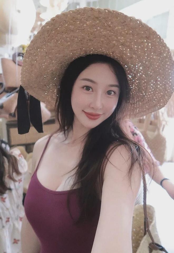 【美女】最美女子击剑运动员冠军，长相靓丽，腰身纤细，丰满身材，太完美（组图） - 19