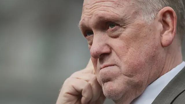 美国移民执法再生命案后反弹加剧，特朗普放弃“否认加攻击”模式（组图） - 2