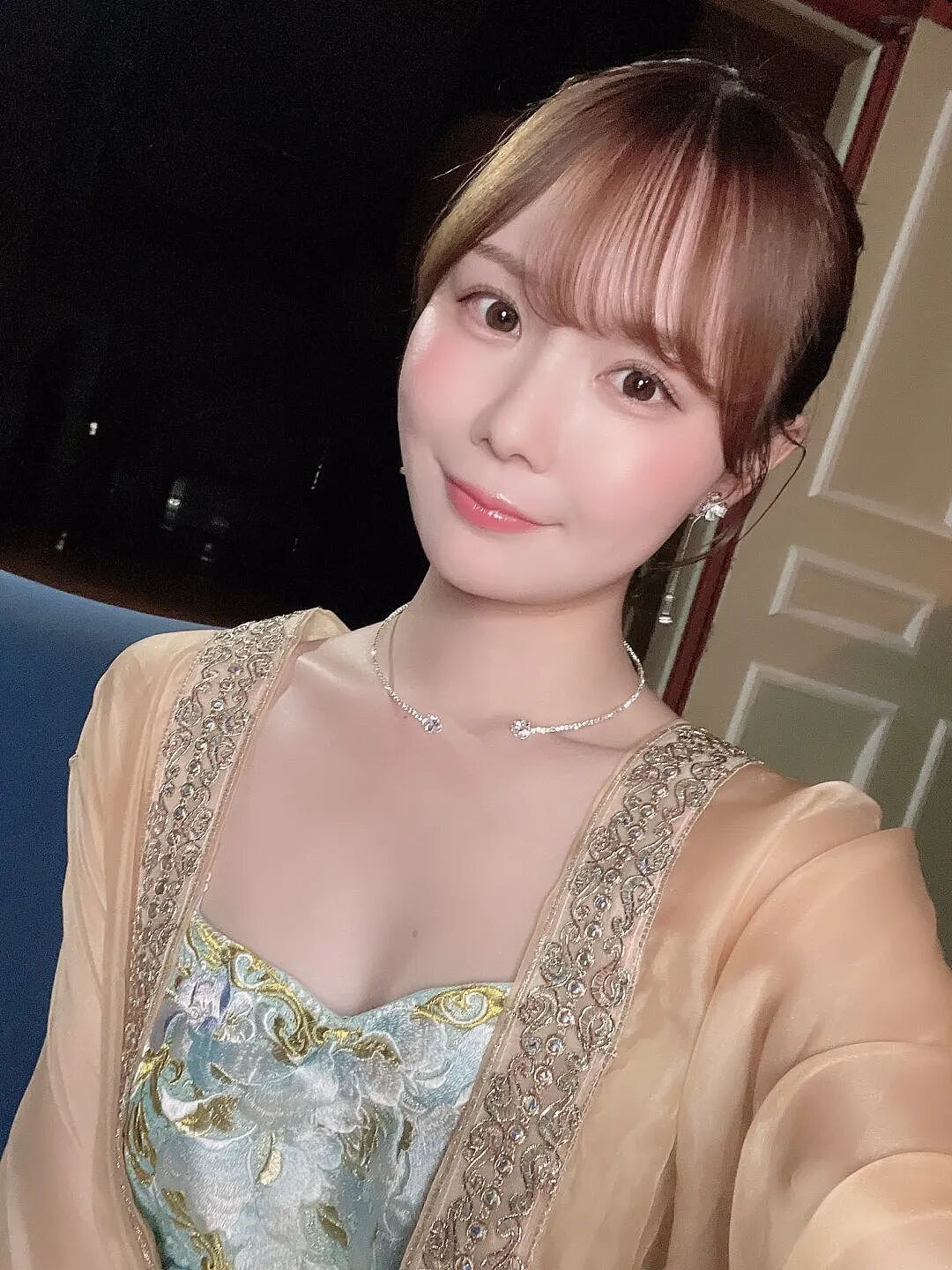 【美女】身材顶级，岛国最强“喷泉妹妹” 水娃Miru老师（组图） - 8