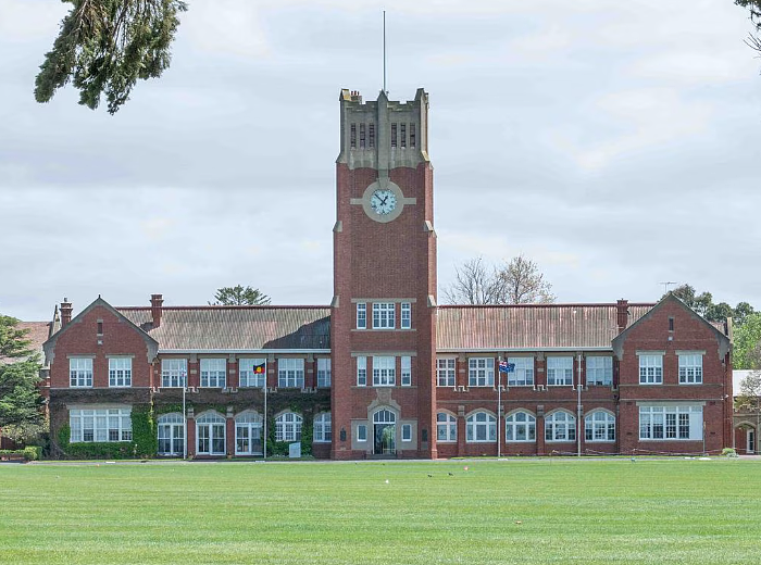潜规则曝光！想进维州热门私校，先交这笔钱！Geelong Grammar排第二，最贵的是（组图） - 2