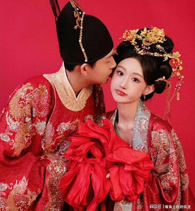 张碧晨后继有人！陈雪凝老公发文承认有个孩子：过往早已妥善结束（组图） - 1