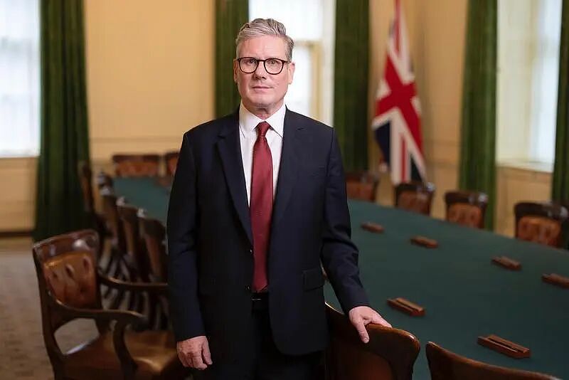 英国首相时隔8年访华，有何意图（组图） - 1